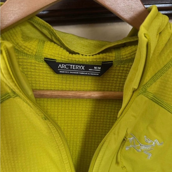 Arc'teryx Men’s Delta Half-Zip Hooded Pullover - Picture 3 of 4